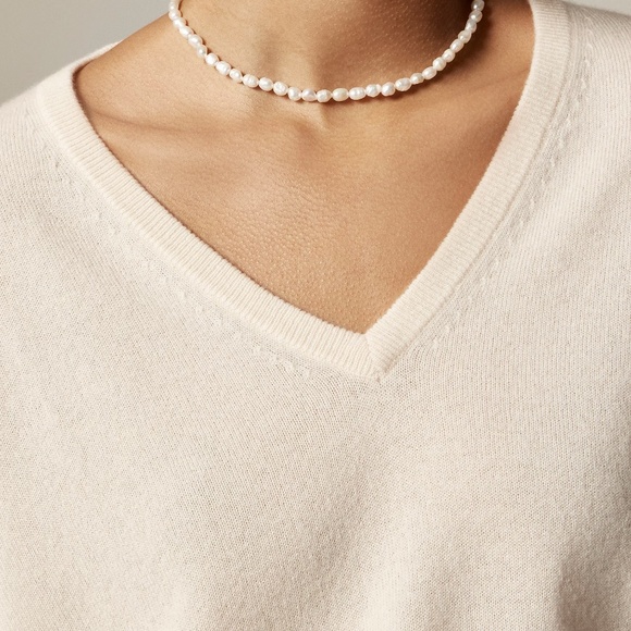 NWT!! J. CREW Cashmere Relaxed Cropped V-Neck Sweater Heathered Muslin Medium - Picture 6 of 16